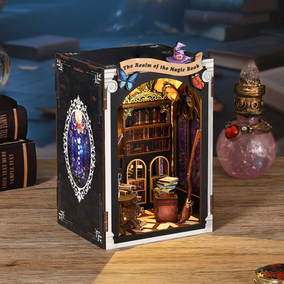 Realm of the Magic Book – detailfoto