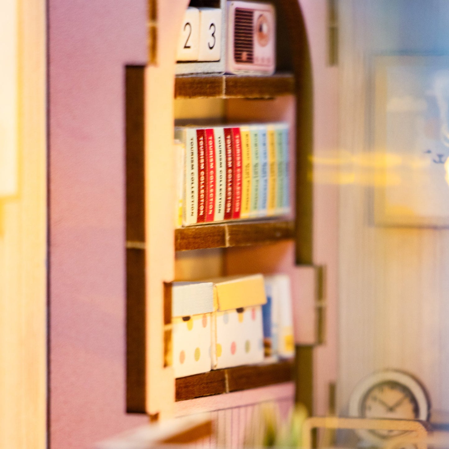 Booknook Pink Loft - Assemblr