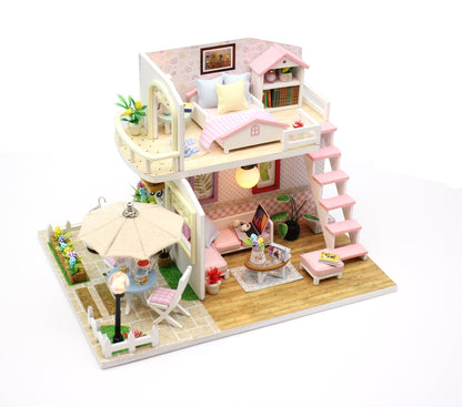 Pink studio - Assemblr